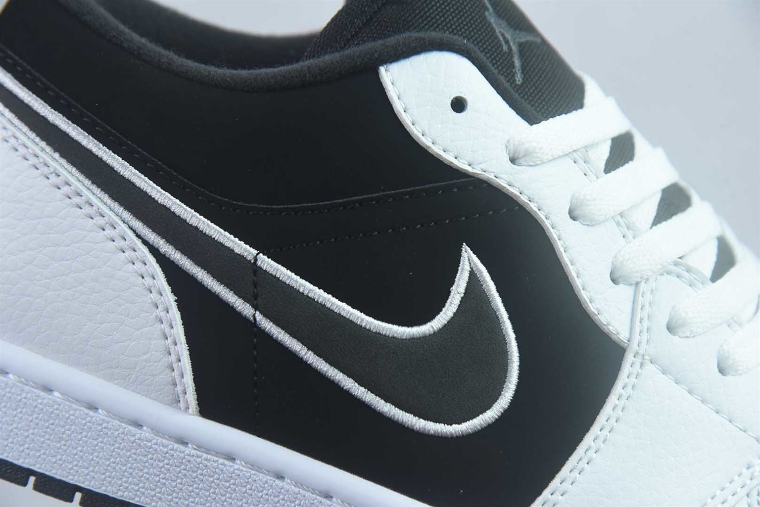 乔丹 Air Jordan AJ1 Low 低帮 黑白 纯原版本 货号:IX6983-001 实拍细节图