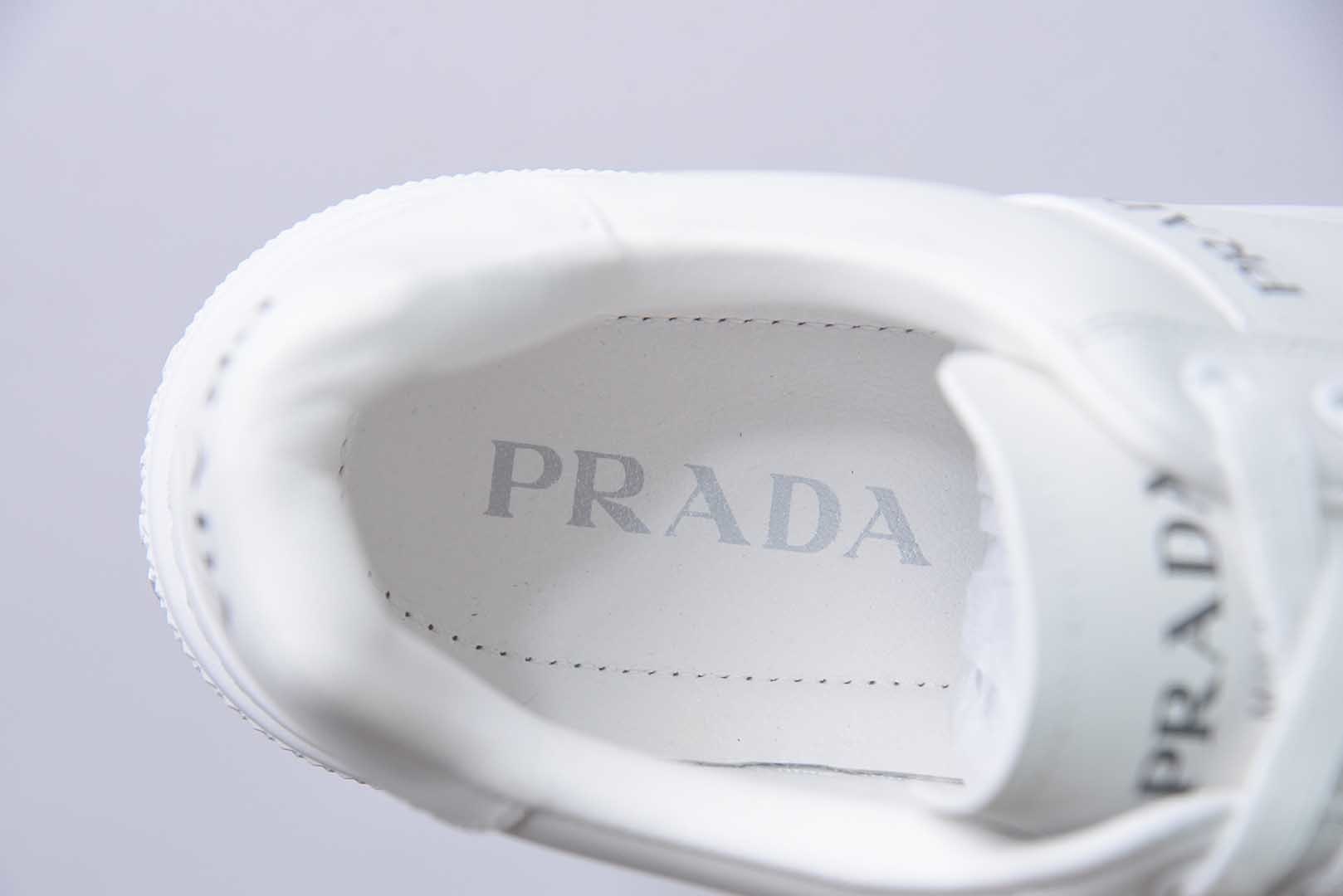 新货🚀#意大利高奢品牌·PRADA普拉达运动 白板鞋 百搭休闲小 鞋系列 纯原版本 货号:KYH67230757 实拍细节图