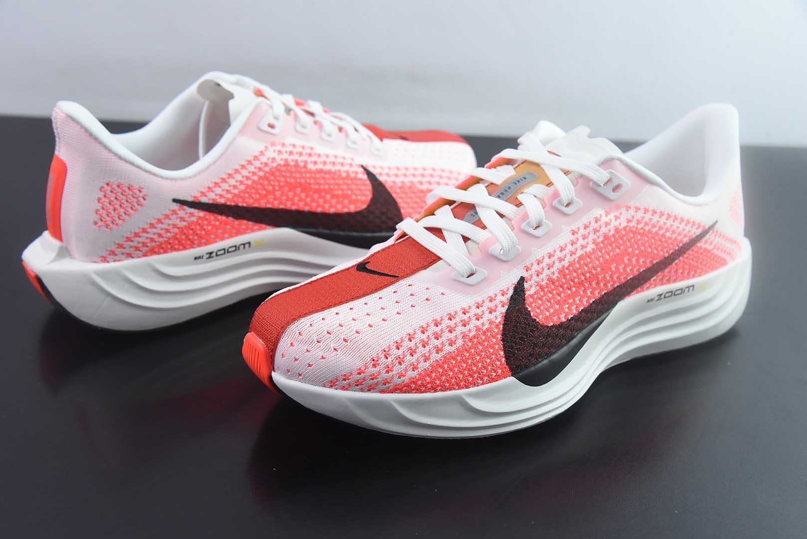 耐克 Nike Pegasus Plus 飞马网面 粉白跑步鞋 纯原版本 货号：FQ7262-103 实拍细节图