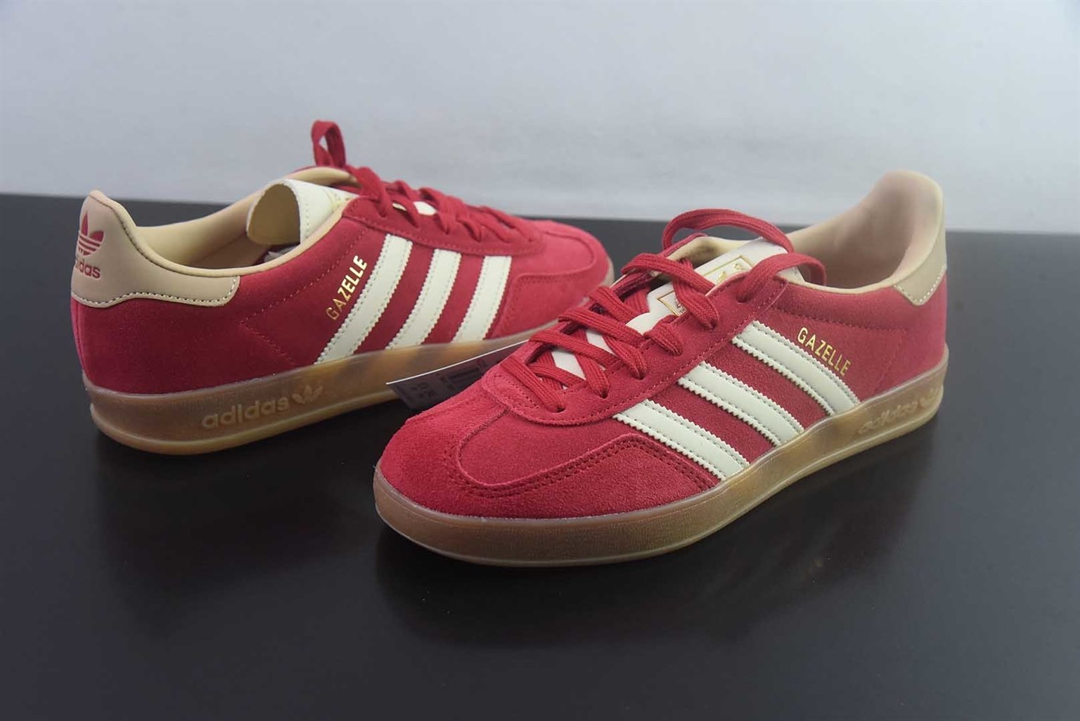 AD Original Samba OG 复古经典轻便 红色板鞋 纯原版本 货号:KI2251 实拍细节图