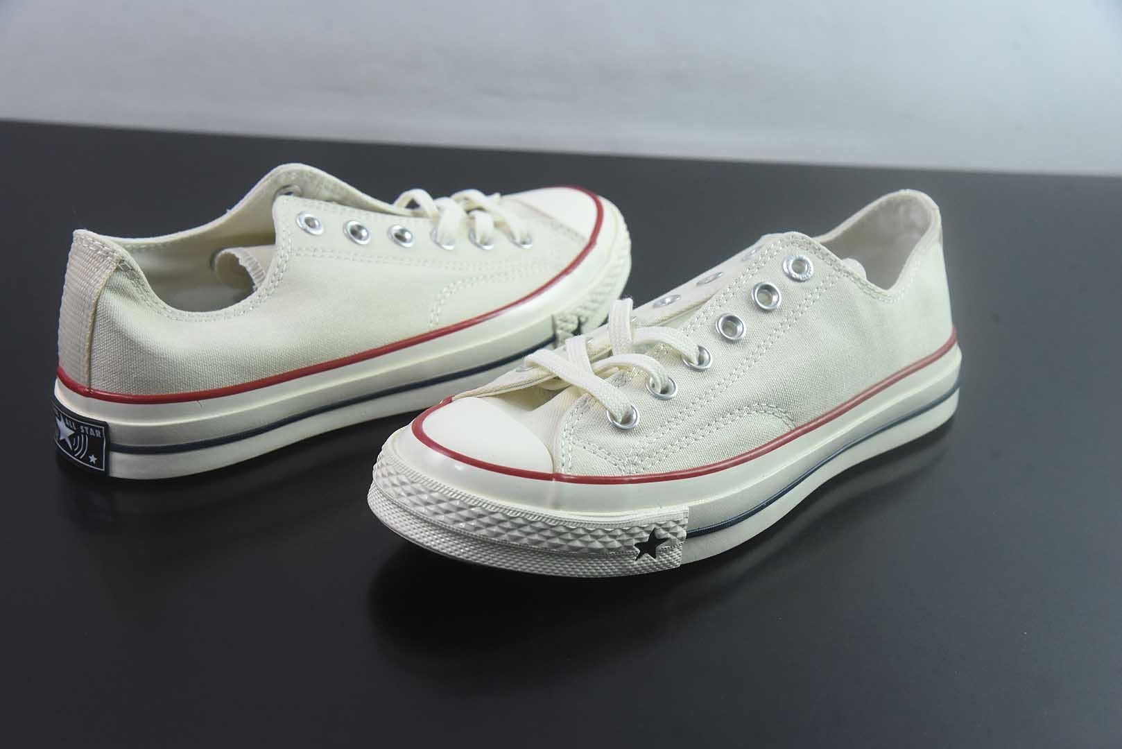 匡威 Converse 2026 全新发布! CHUCK 70X 星星标帆布鞋 色低帮 米白 纯原版本 货号:A24229C 实拍细节图