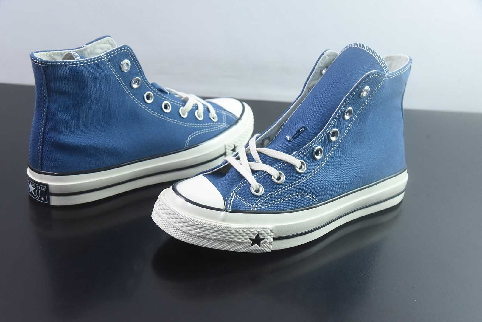 匡威 Converse 2026 全新发布! CHUCK 70X 星星标帆布鞋 高帮 蓝色 纯原版本 货号:A24231C 实拍细节图