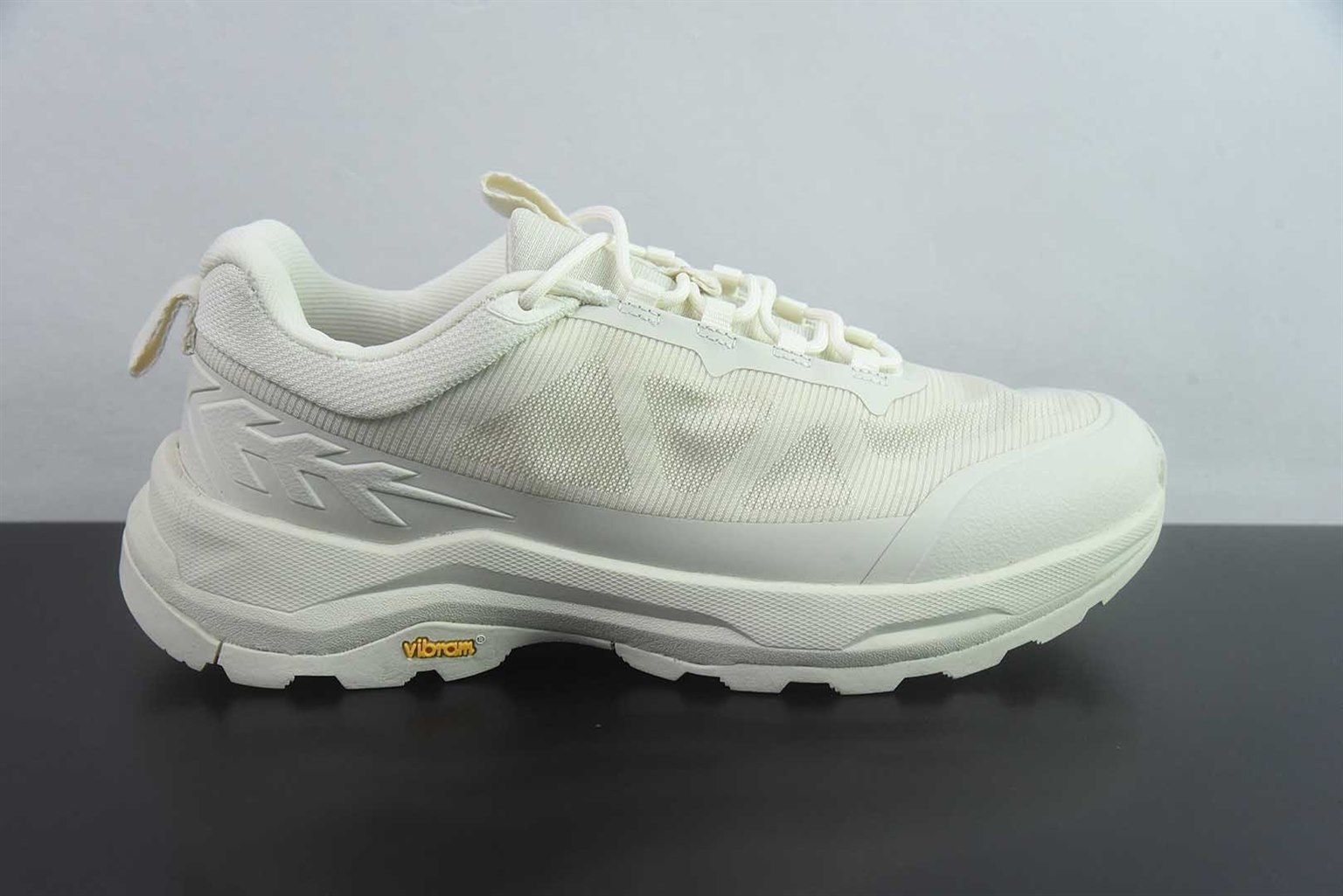 可隆 KOLON SPORT KS-LITE 跨世 灰色徒步鞋 纯原版本 货号:LUFH6SN042 实拍细节图