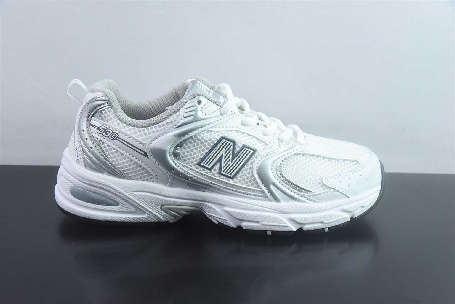 新百伦 New Balance C 版 NB 530 银色 纯原版本 货号:MR530EMA 实拍细节图