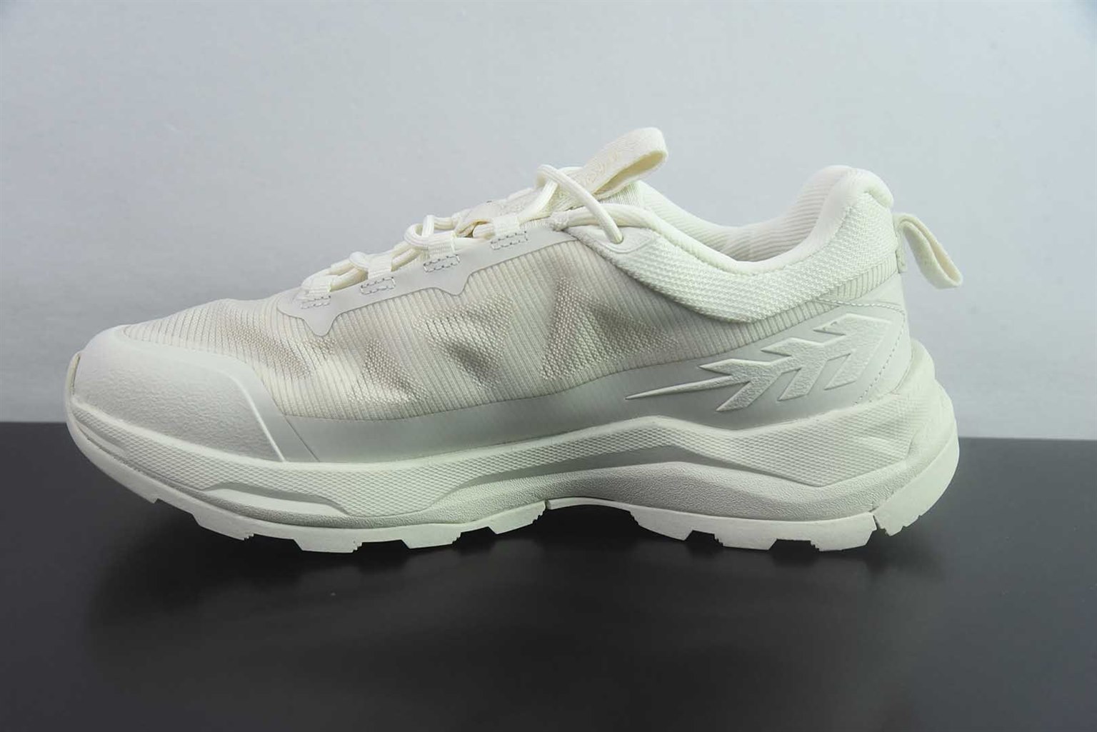 可隆 KOLON SPORT KS-LITE 跨世 灰色徒步鞋 纯原版本 货号:LUFH6SN042 实拍细节图