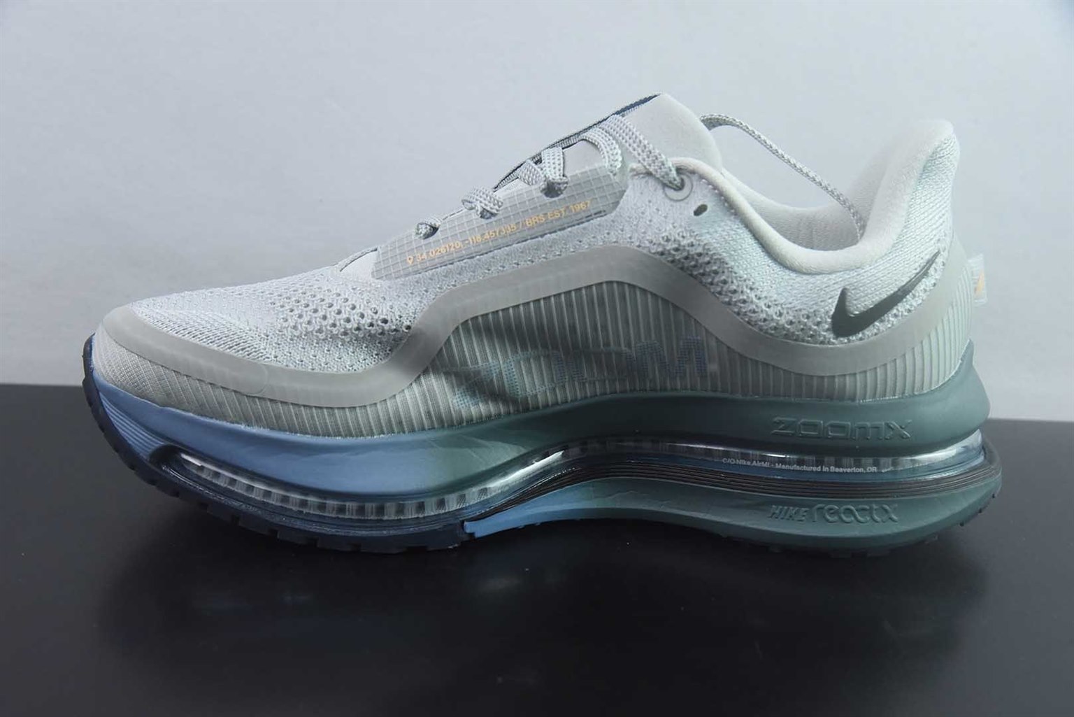 耐克 Nike Air Zoom Pegasus Premium 网面全掌气垫缓震 白蓝跑鞋 纯原版本 货号:HQ2592-017 实拍细节图