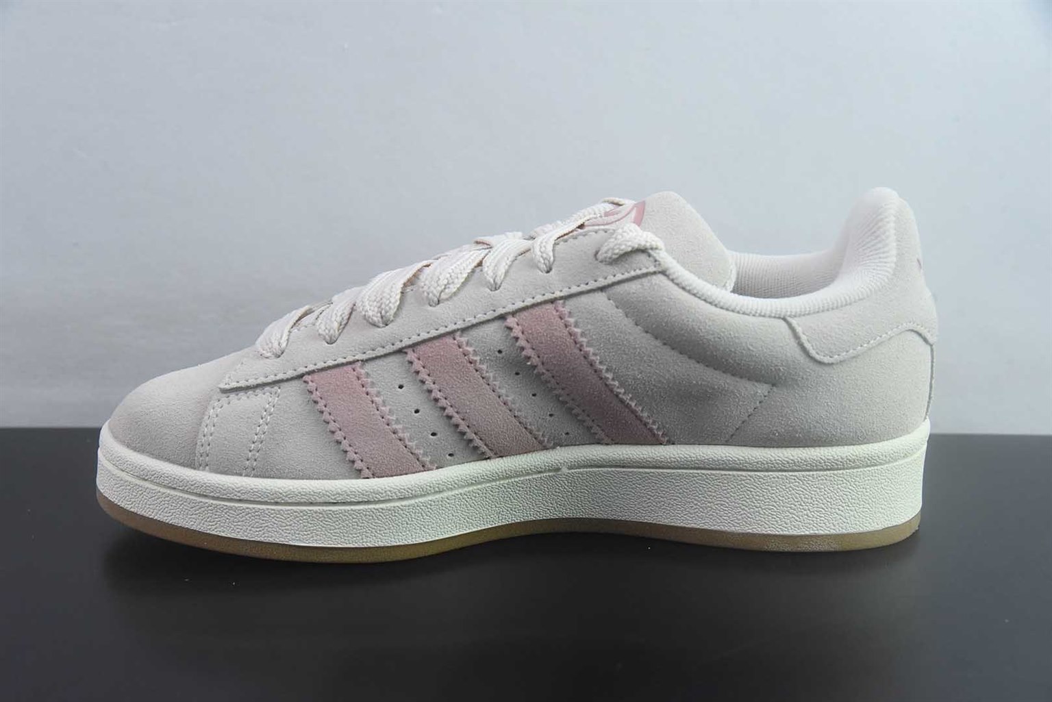 阿迪达斯 Adidas Originals Campus 00s 明星款学院系列面包风复古休闲运动 粉白板鞋 JH5628 纯原版本 货号：JH5628 实拍细节图