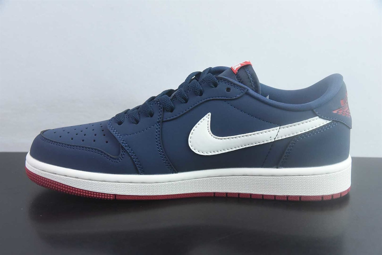 乔丹 Air Jordan 1 RETRO LOW OG 50 蓝 纯原版本 货号：IX8478-410 实拍细节图