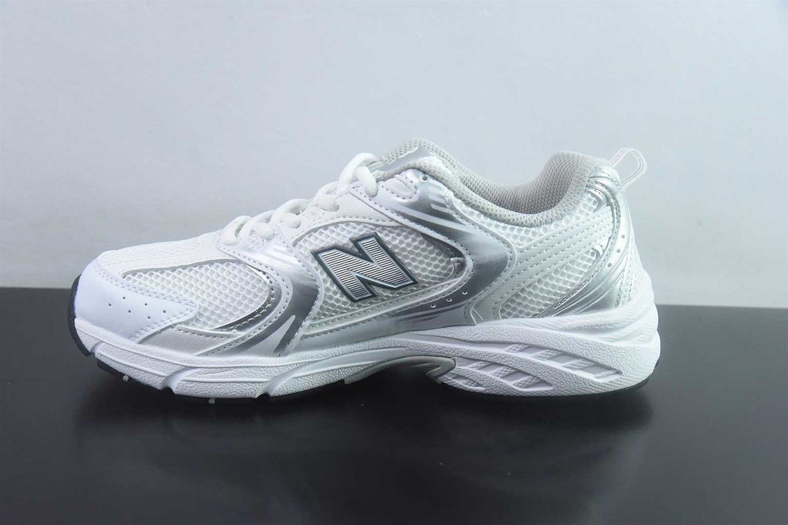 新百伦 New Balance C 版 NB 530 银色 纯原版本 货号:MR530EMA 实拍细节图