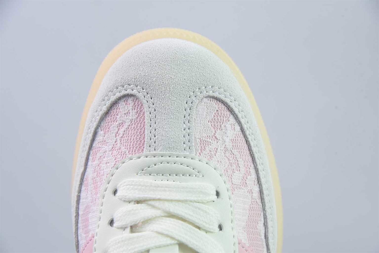 阿迪达斯 Adidas Samba Vegan 阿迪三叶草 粉白休闲板鞋 纯原版本 货号:KZ8196 实拍细节图