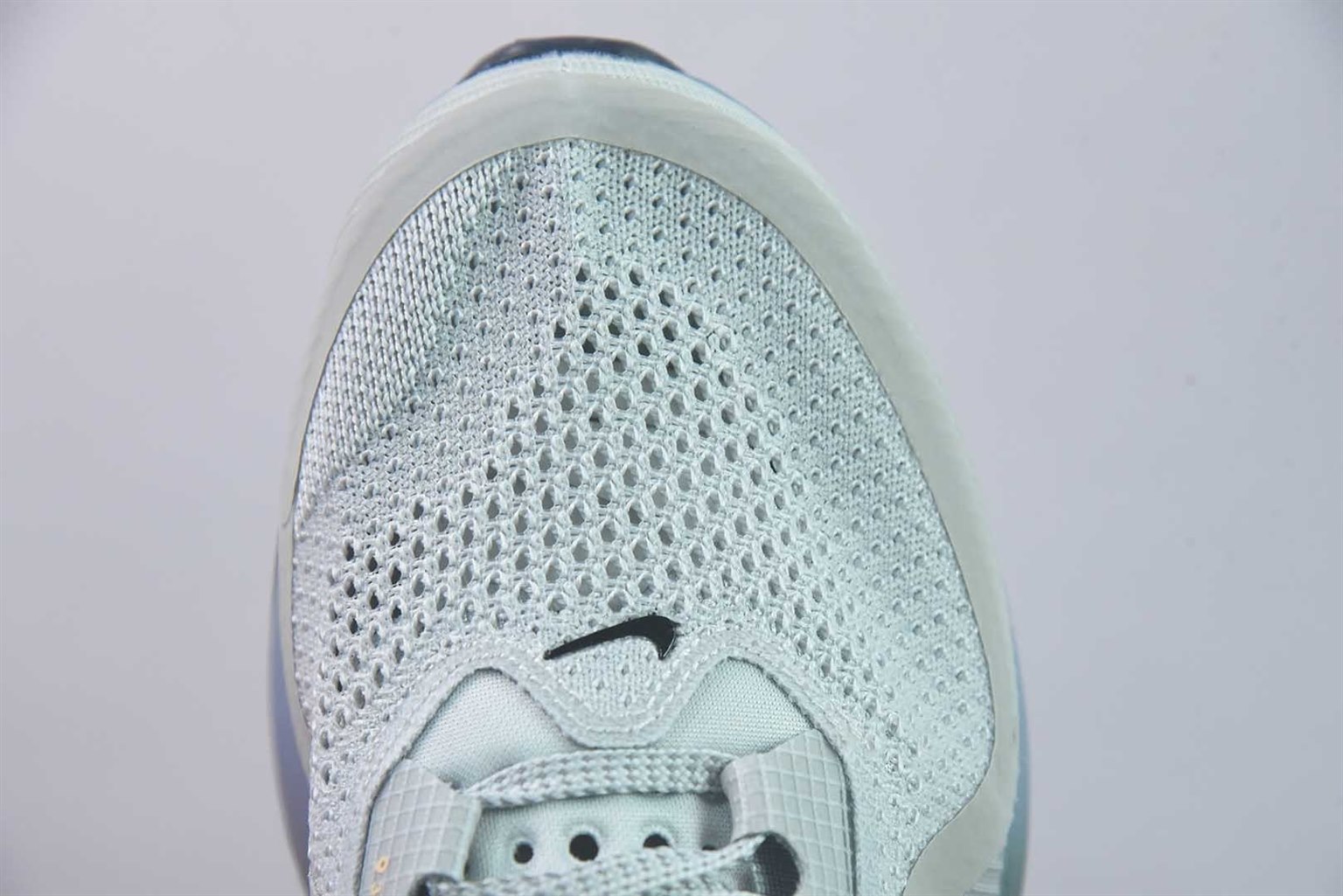 耐克 Nike Air Zoom Pegasus Premium 网面全掌气垫缓震 白蓝跑鞋 纯原版本 货号:HQ2592-017 实拍细节图