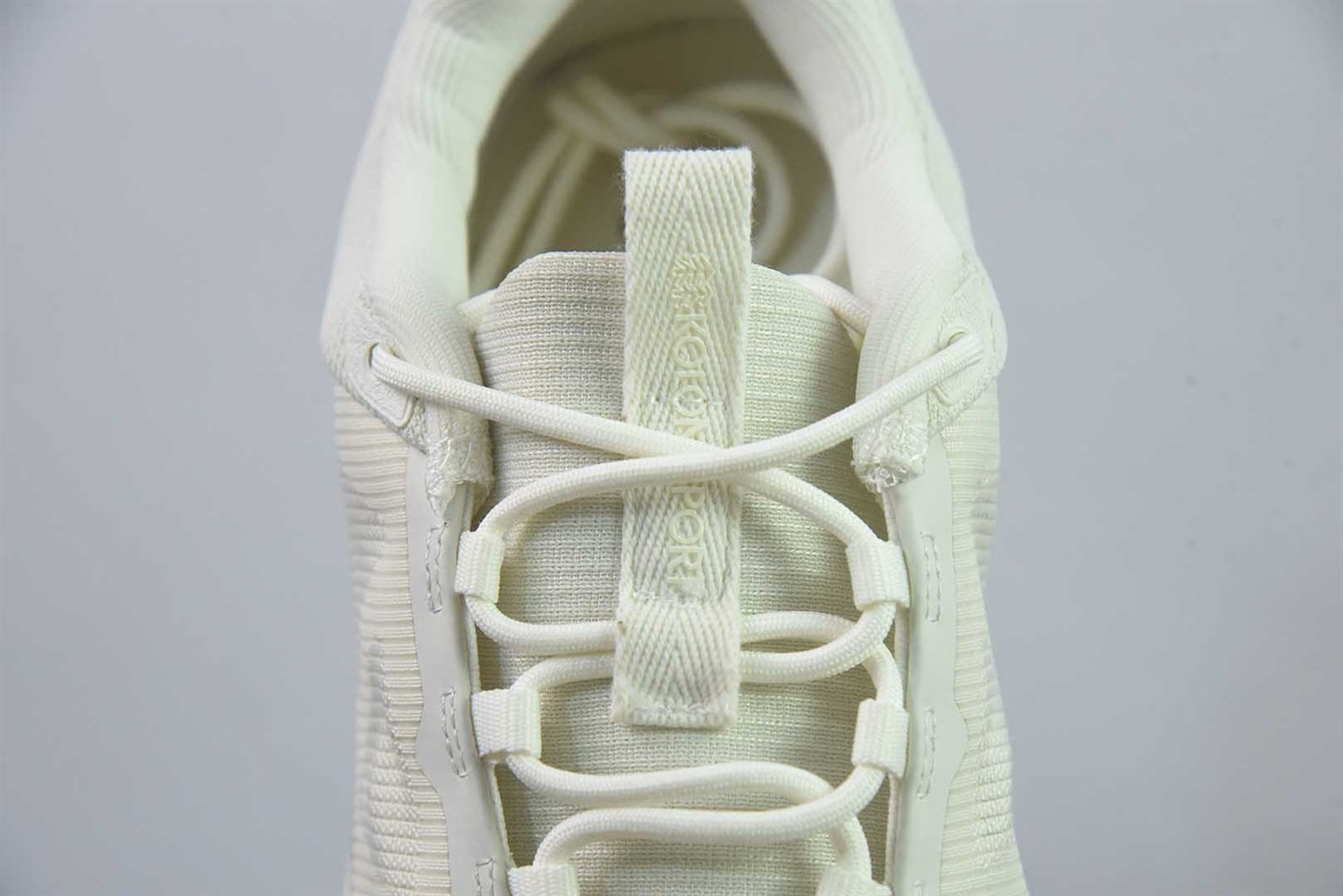 可隆 KOLON SPORT KS-LITE 跨世 灰色徒步鞋 纯原版本 货号:LUFH6SN042 实拍细节图