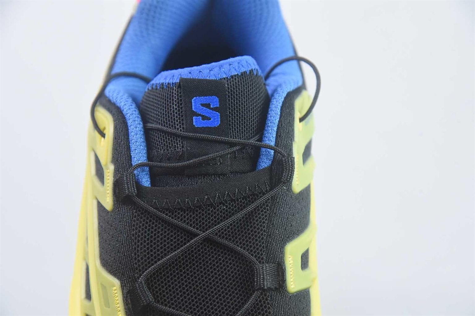 萨洛蒙 SALOMON XT-EVO 低帮 黑红白跑步鞋 纯原版本 货号:455688 实拍细节图