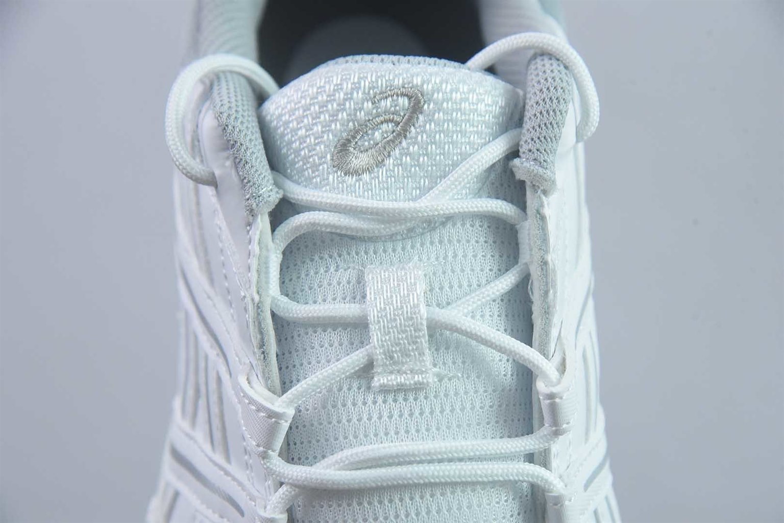 亚瑟士 ASICS Hypersync 白灰德训鞋 纯原版本 货号:1203A879-101 实拍细节图