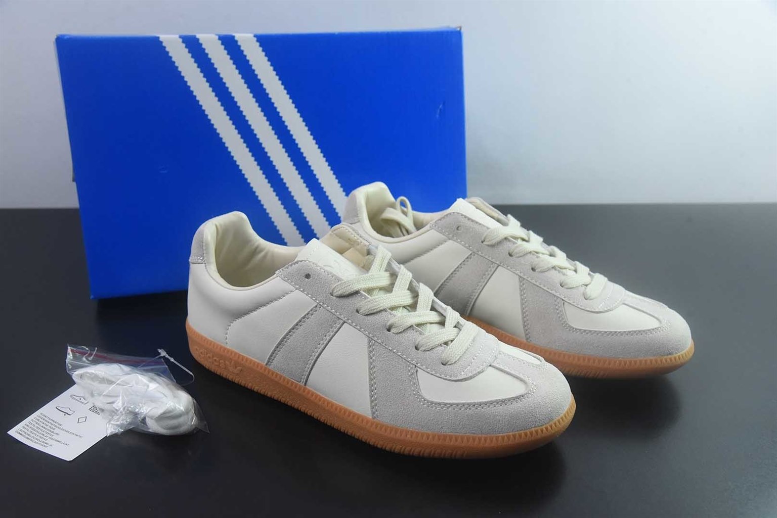 阿迪达斯 Adidas BW Army 白灰德训鞋 纯原版本 货号:KK2801 主图