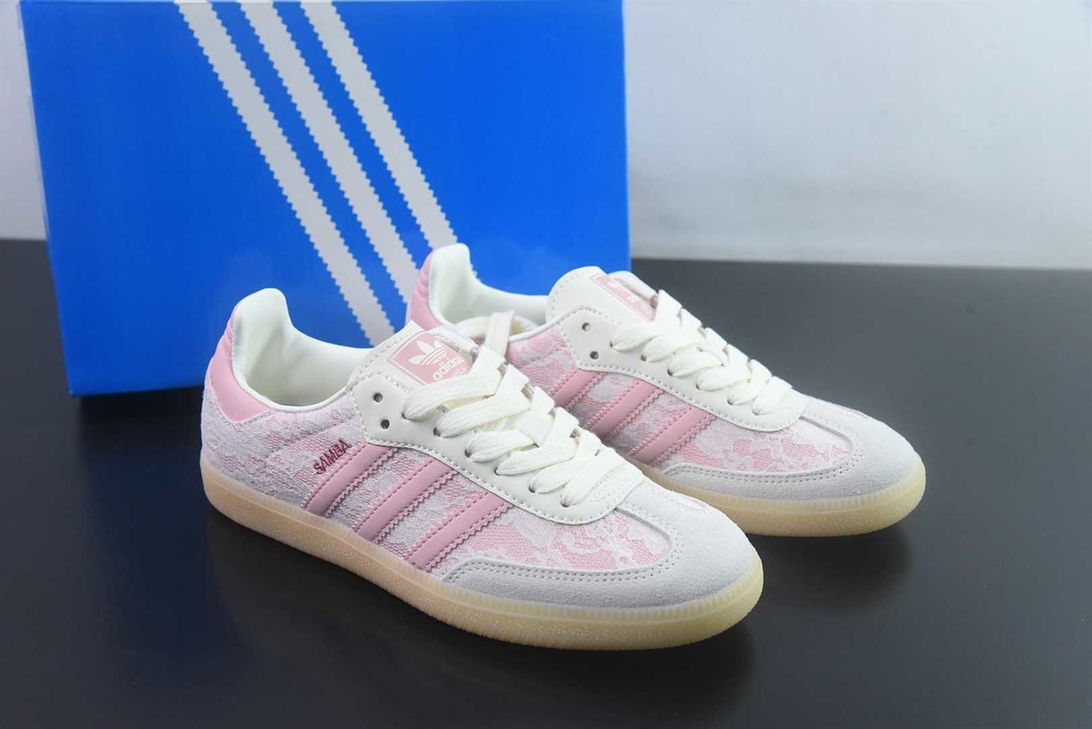 阿迪达斯 Adidas Samba Vegan 阿迪三叶草 粉白休闲板鞋 纯原版本 货号:KZ8196 主图