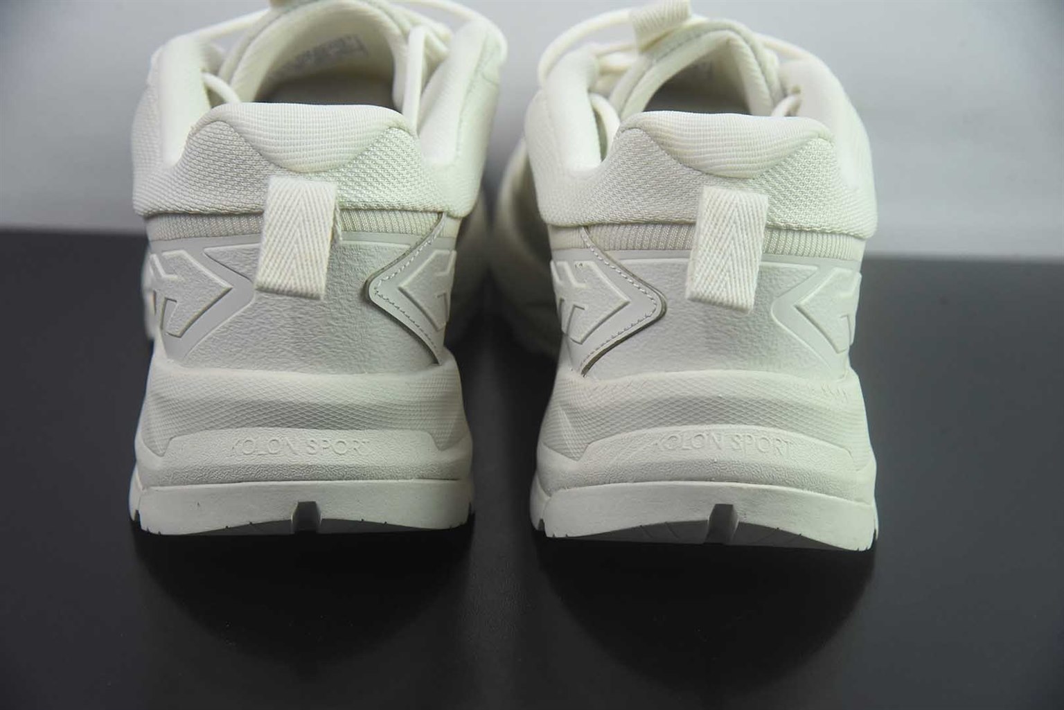 可隆 KOLON SPORT KS-LITE 跨世 灰色徒步鞋 纯原版本 货号:LUFH6SN042 实拍细节图