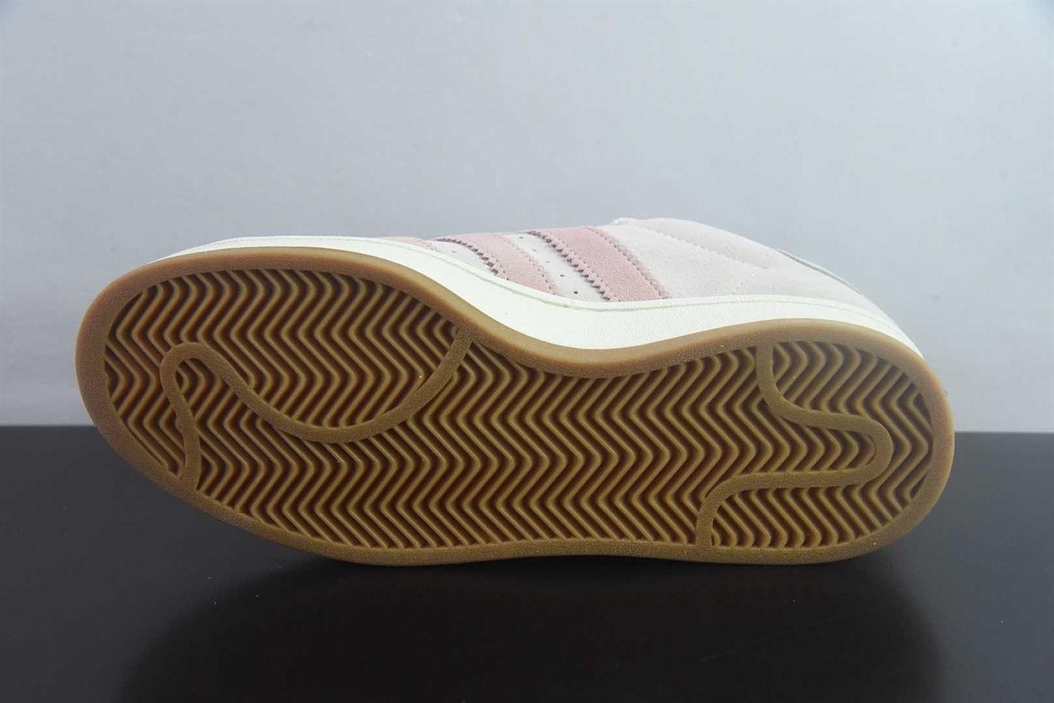阿迪达斯 Adidas Originals Campus 00s 明星款学院系列面包风复古休闲运动 粉白板鞋 JH5628 纯原版本 货号：JH5628 实拍细节图