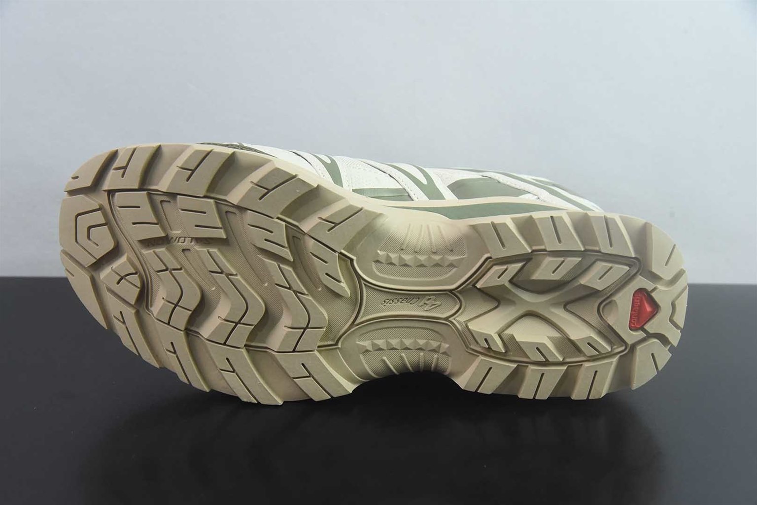 萨洛蒙 SALOMON XT-Quest 透气 户外功能鞋 492617 绿色 纯原版本 货号:YLM27312634 实拍细节图