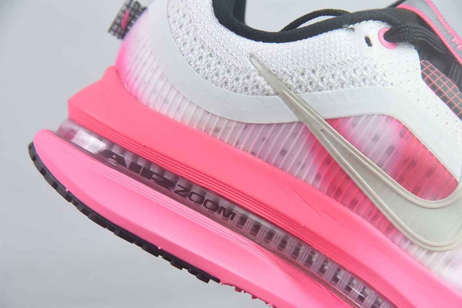 耐克 Nike Air Zoom Pegasus Premium 网面全掌气垫缓震 粉白跑鞋 纯原版本 货号：IR1811-664 实拍细节图